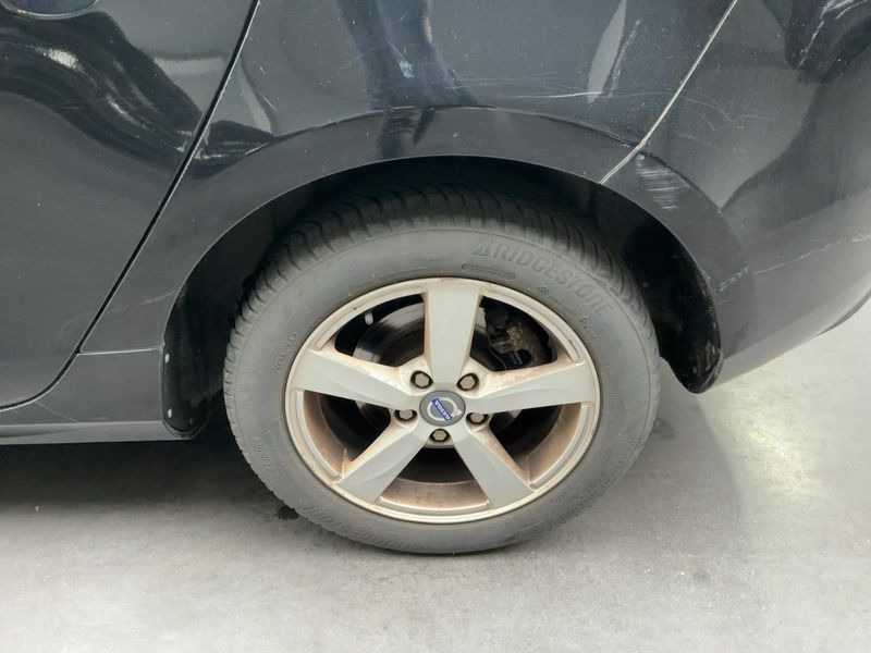 Volvo V40 1.6 D2 Kinetic 2014 – снимка 5