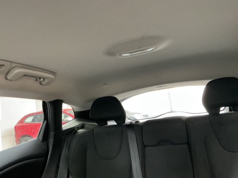 Volvo V40 1.6 D2 Kinetic 2014 – снимка 43