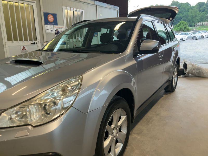 Subaru Legacy 2.0 Diesel Outback Comfort 2014 – снимка 2