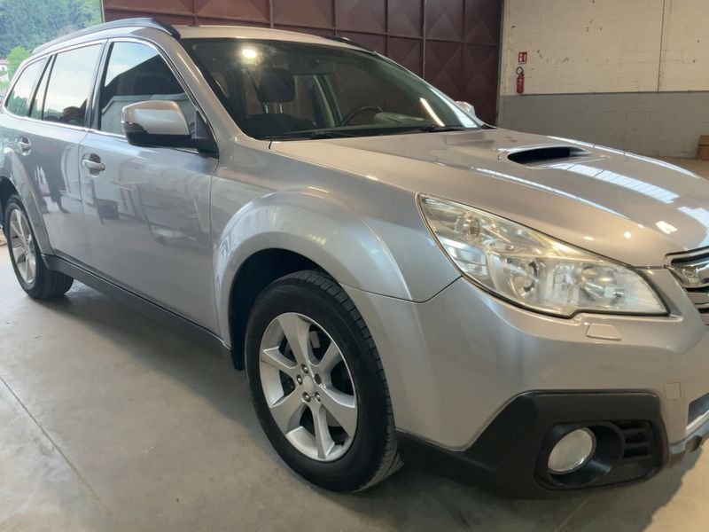 Subaru Legacy 2.0 Diesel Outback Comfort 2014 – снимка 12