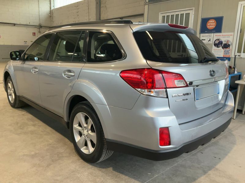 Subaru Legacy 2.0 Diesel Outback Comfort 2014 – снимка 6