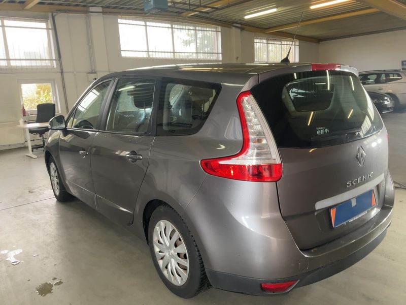 Renault Grand Scenic 1.5 dCi Paris 2014 – снимка 6