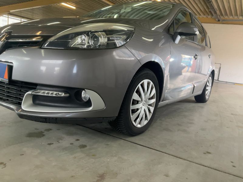 Renault Grand Scenic 1.5 dCi Paris 2014 – снимка 2