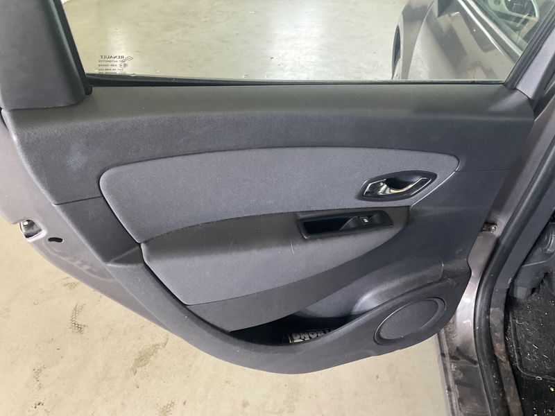 Renault Grand Scenic 1.5 dCi Paris 2014 – снимка 30