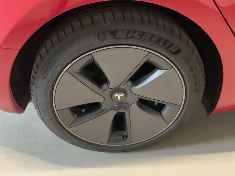 Tesla Model 3 Standard Range 2023 – снимка 18