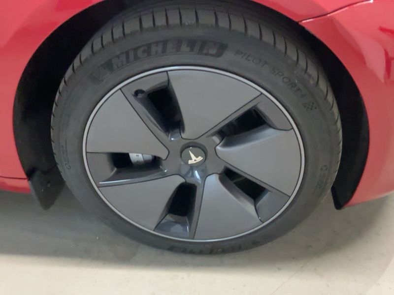 Tesla Model 3 Standard Range 2023 – снимка 19