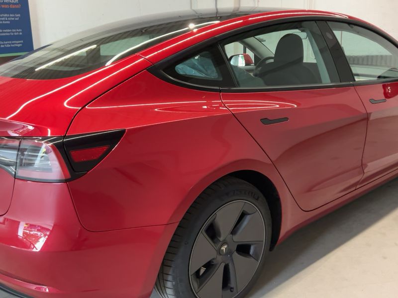 Tesla Model 3 Standard Range 2023 – снимка на щета
