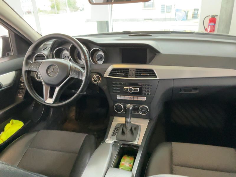 Mercedes-Benz C-Klasse C 220 CDI T BlueEfficiency Avantgarde 2014 – снимка 12