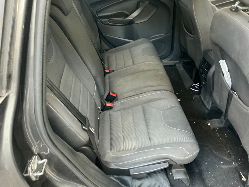 Ford Kuga 2.0 TDCi Plus 2016 – снимка 28
