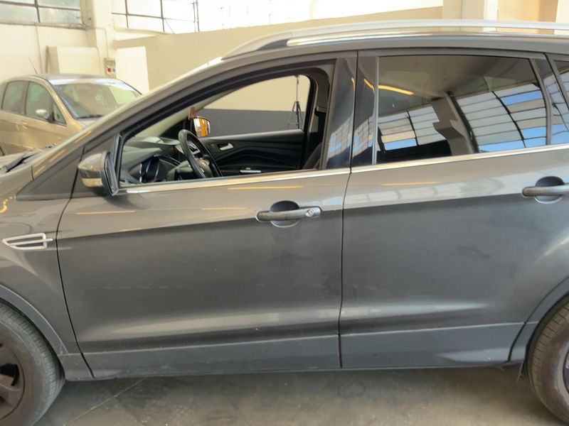 Ford Kuga 2.0 TDCi Plus 2016 – снимка 4