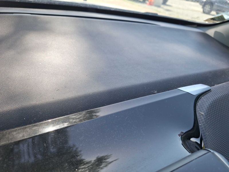 Peugeot 2008 1.2 VTi Style 2018 – снимка 41