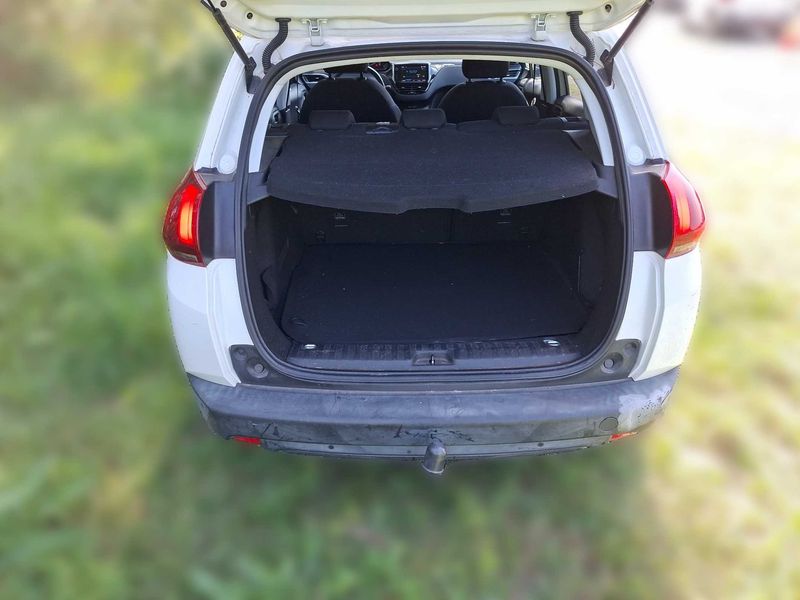 Peugeot 2008 1.2 VTi Style 2018 – снимка 9