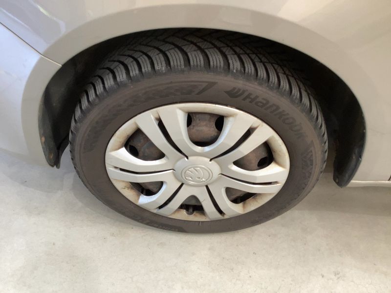 Skoda Fabia 1.2 Active 2015 – снимка 3