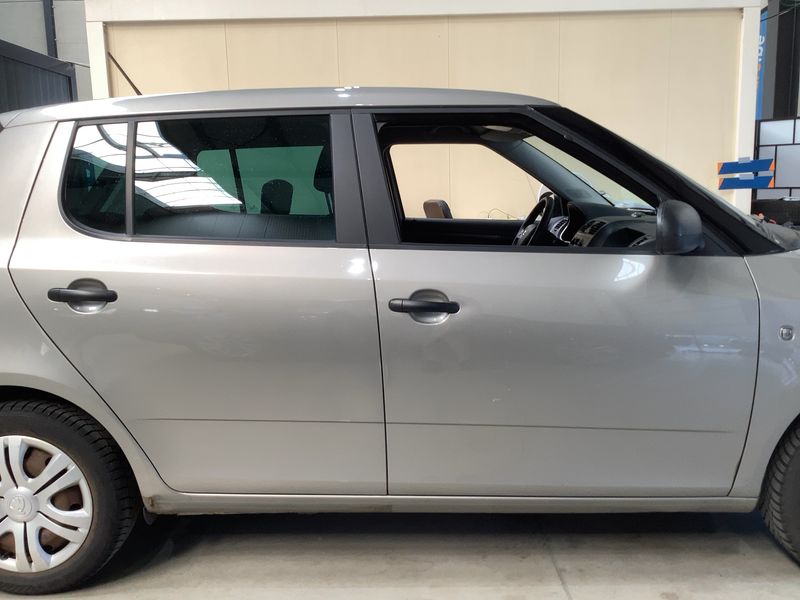 Skoda Fabia 1.2 Active 2015 – снимка 10