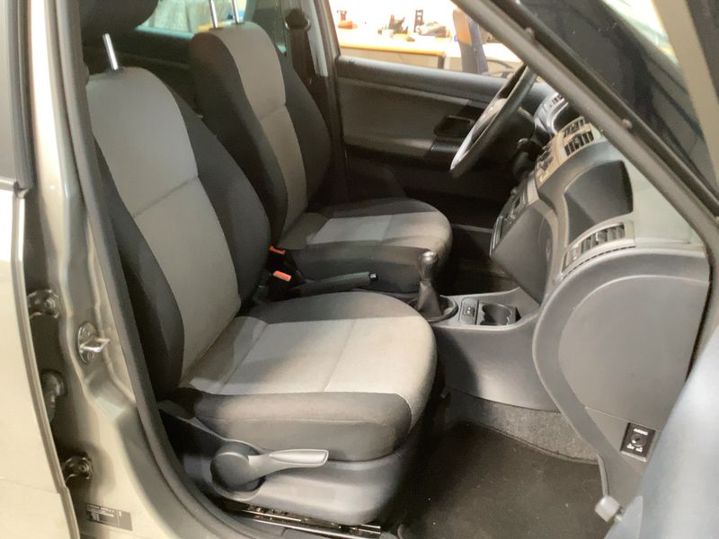 Skoda Fabia 1.2 Active 2015 – снимка 16