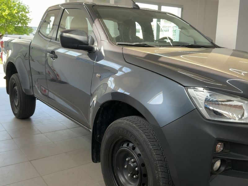Isuzu D-MAX 1.9 Turbodiesel Space Cab 4WD L 2024 – снимка 12