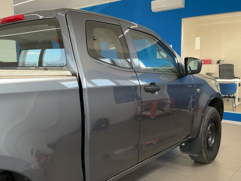 Isuzu D-MAX 1.9 Turbodiesel Space Cab 4WD L 2024 – снимка 10