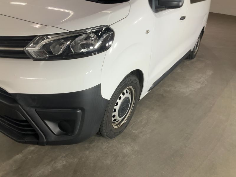 Toyota ProAce 1.5 D-4D L1 Kombi 2019 – снимка 2