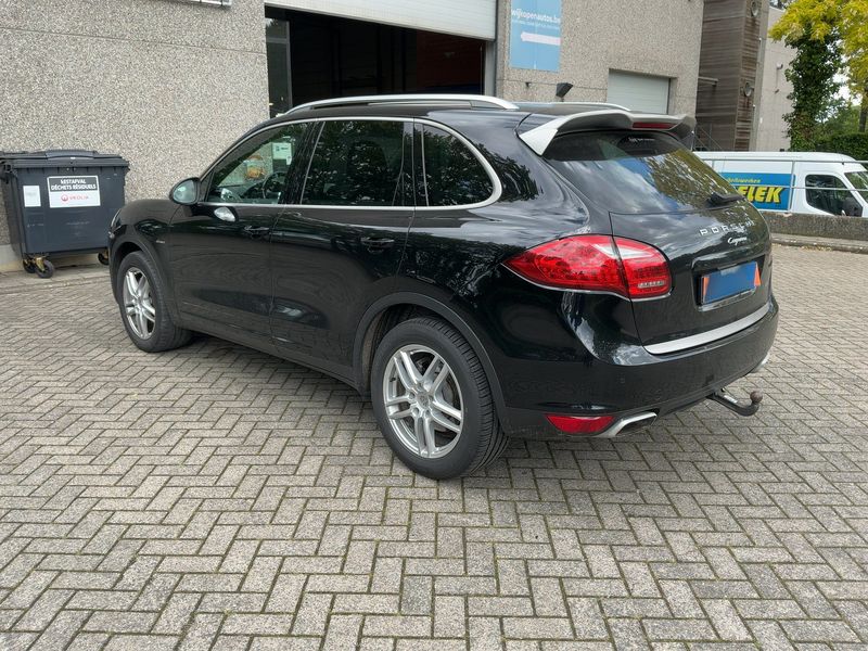Porsche Cayenne Diesel Platinum Edition 2014 – снимка 6