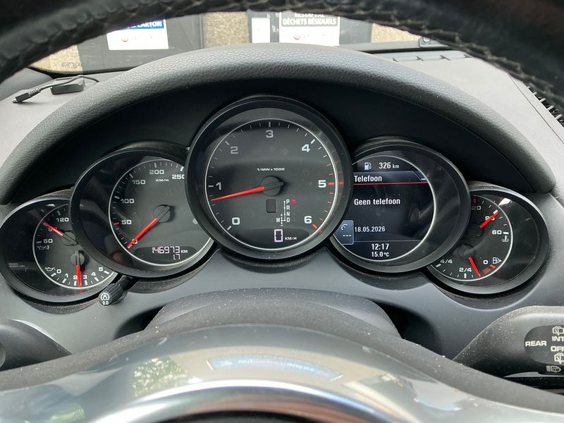 Porsche Cayenne Diesel Platinum Edition 2014 – снимка 18