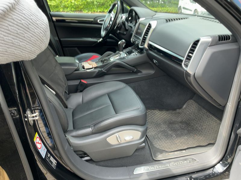 Porsche Cayenne Diesel Platinum Edition 2014 – снимка 16