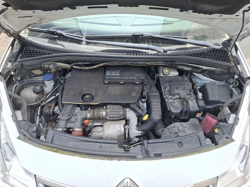 Citroen C3 1.6 Blue-HDi Societe Attraction 2016 – снимка 8