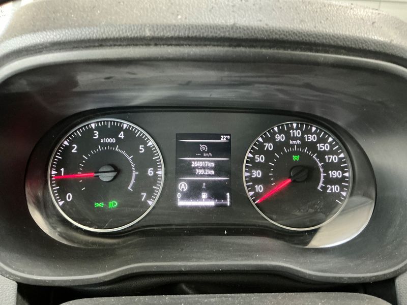Dacia Duster 1.5 Blue dCi Essential 2019 – снимка 13