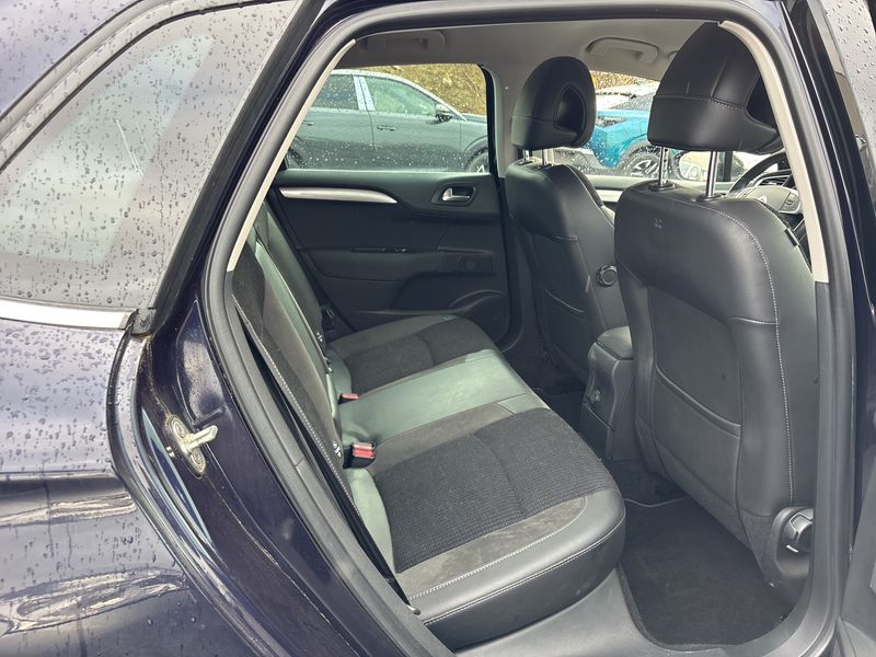 Citroen C4 1.2 e-THP Shine 2016 – снимка 14