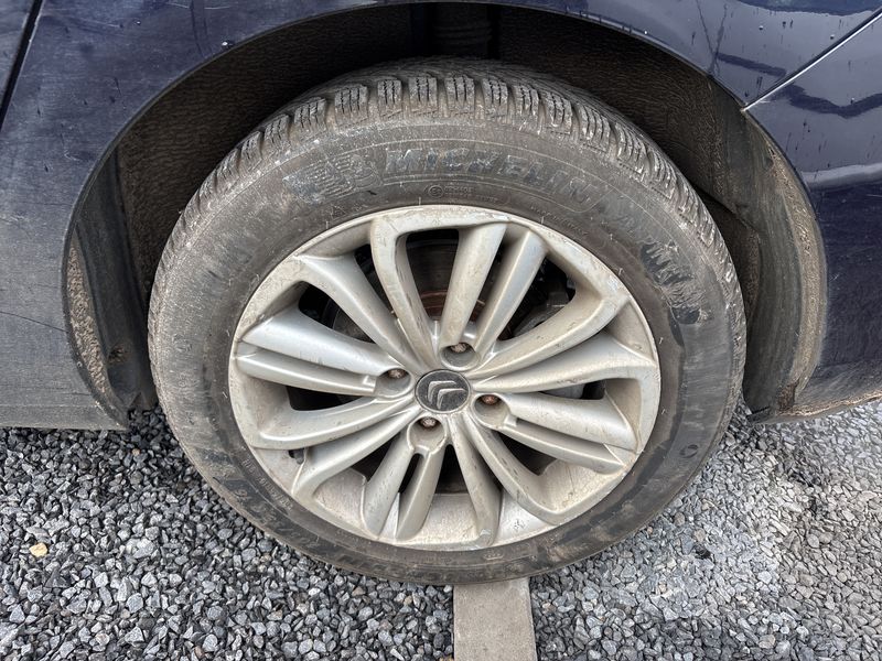 Citroen C4 1.2 e-THP Shine 2016 – снимка 36