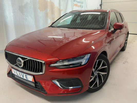 Volvo V60 2.0 T6 Recharge Plug-in Hybrid Core AWD 2022 – снимка 1