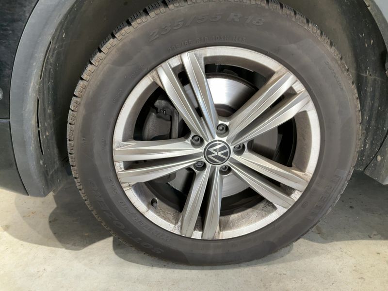 Volkswagen Tiguan Allspace 2.0 TDI R-Line 4Motion 2022 – снимка 3