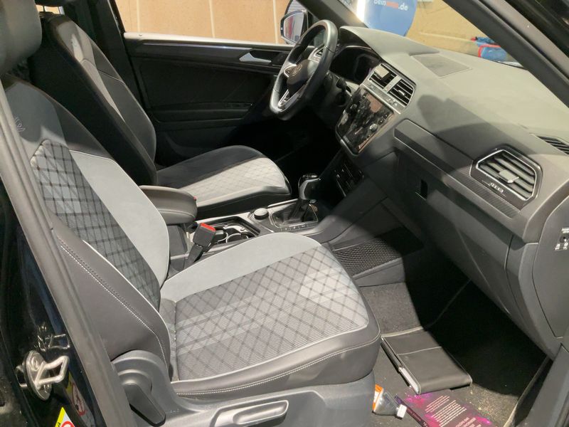 Volkswagen Tiguan Allspace 2.0 TDI R-Line 4Motion 2022 – снимка 17