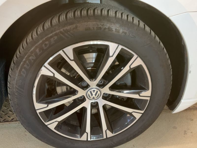 Volkswagen Passat 1.4 TSI Comfortline BlueMotion Tech 2017 – снимка 20