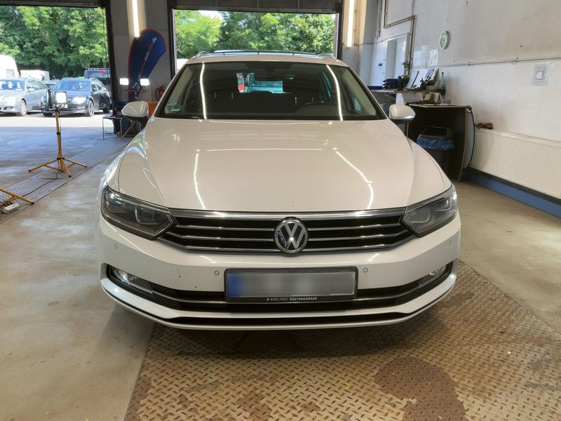 Volkswagen Passat 1.4 TSI Comfortline BlueMotion Tech 2017 – снимка на щета