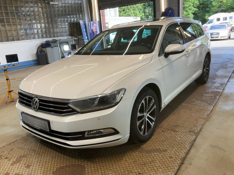 Volkswagen Passat 1.4 TSI Comfortline BlueMotion Tech 2017 – снимка 1
