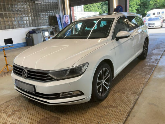 Volkswagen Passat 1.4 TSI Comfortline BlueMotion Tech 2017 – снимка 1