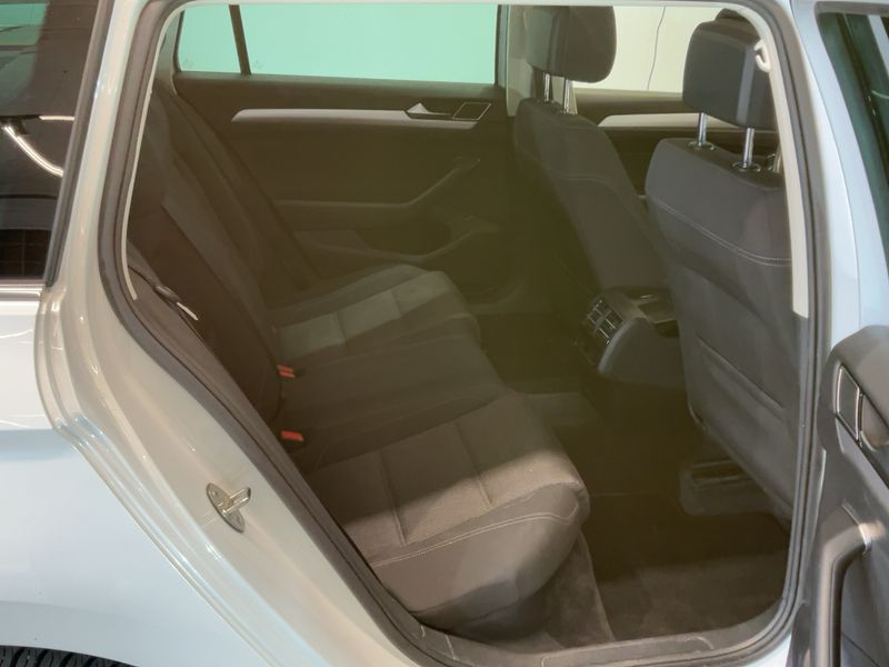 Volkswagen Passat 1.4 TSI Comfortline BlueMotion Tech 2017 – снимка 14