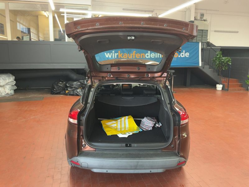 Renault Clio 0.9 Dynamique 2015 – снимка 16