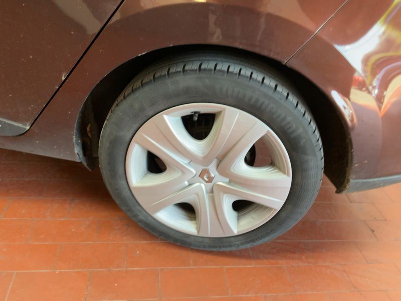 Renault Clio 0.9 Dynamique 2015 – снимка 5