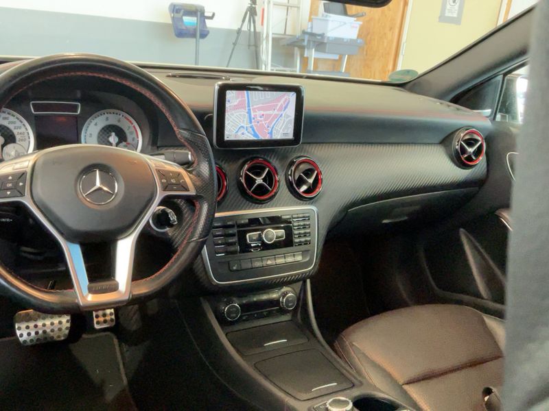 Mercedes-Benz A-Klasse A 250 AMG Sport 2013 – снимка 17