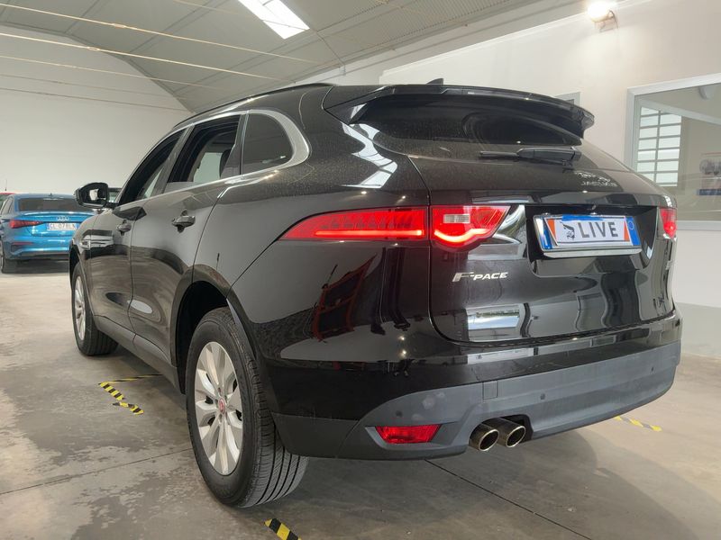 Jaguar F-Pace 20d Prestige AWD 2020 – снимка 6