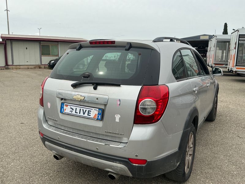 Chevrolet Captiva 2.0 Diesel D LT 4WD 2009 – снимка 2