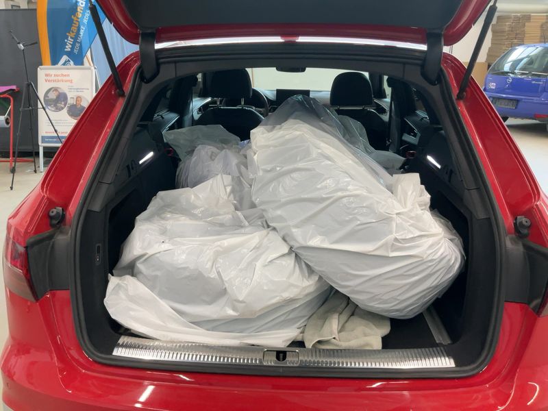 Audi A4 40 TFSI Mild-Hybrid quattro S line 2024 – снимка 16