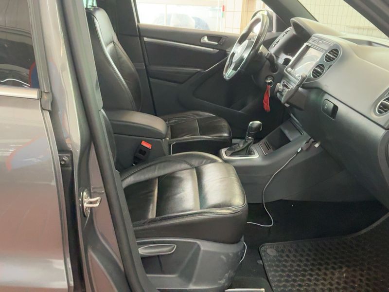 Volkswagen Tiguan 2.0 TDI Sport & Style 4Motion BlueMotion Tech 2014 – снимка 16
