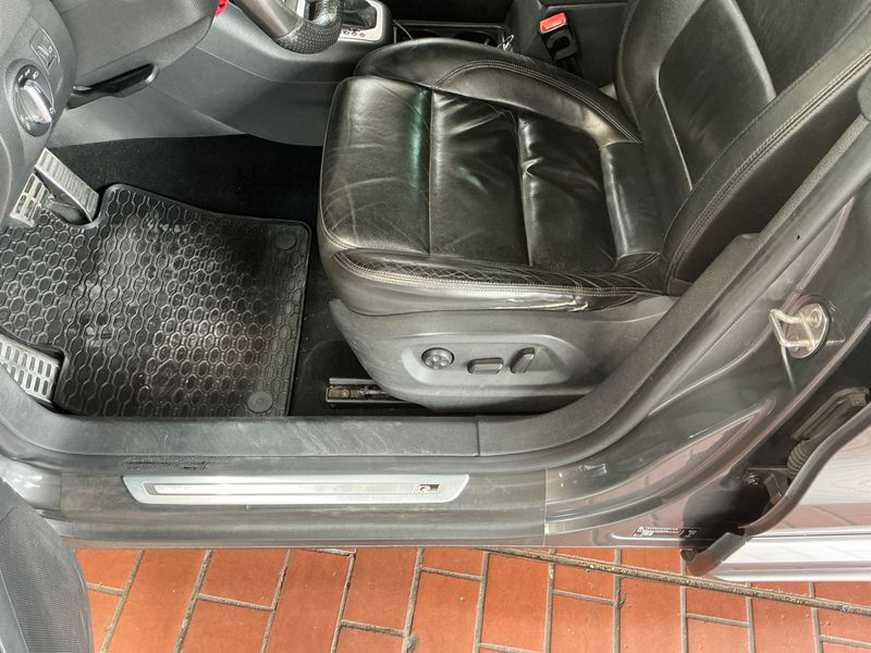 Volkswagen Tiguan 2.0 TDI Sport & Style 4Motion BlueMotion Tech 2014 – снимка 28