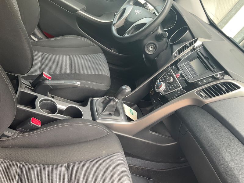 Hyundai i30 1.6 GDI Trend 2013 – снимка 40