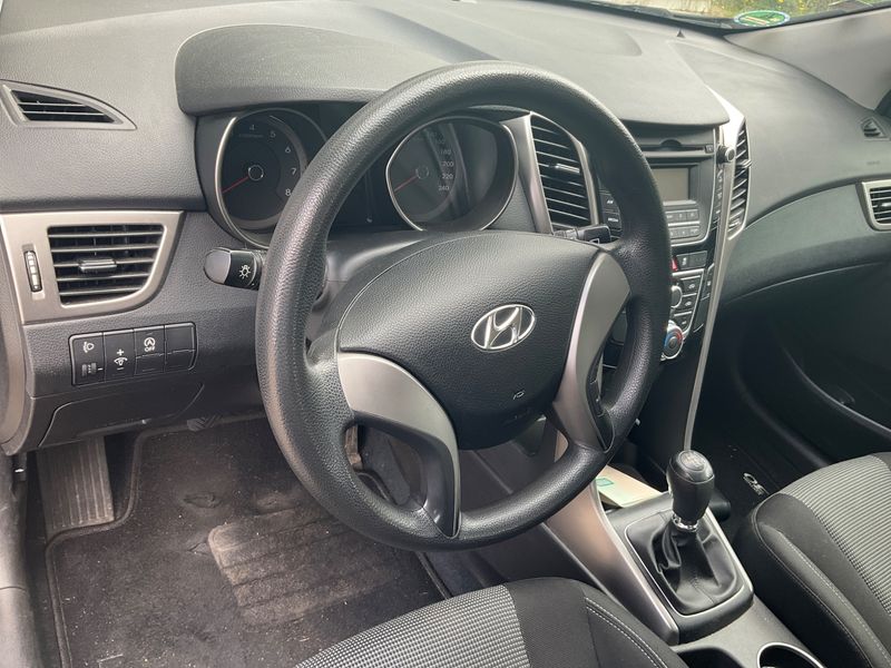 Hyundai i30 1.6 GDI Trend 2013 – снимка 45
