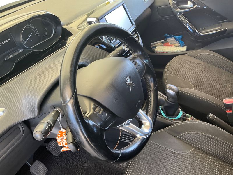 Peugeot 208 1.6 Blue-HDi Allure 2016 – снимка 23