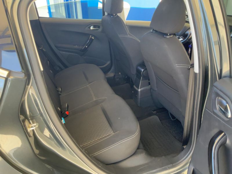 Peugeot 208 1.6 Blue-HDi Allure 2016 – снимка 19