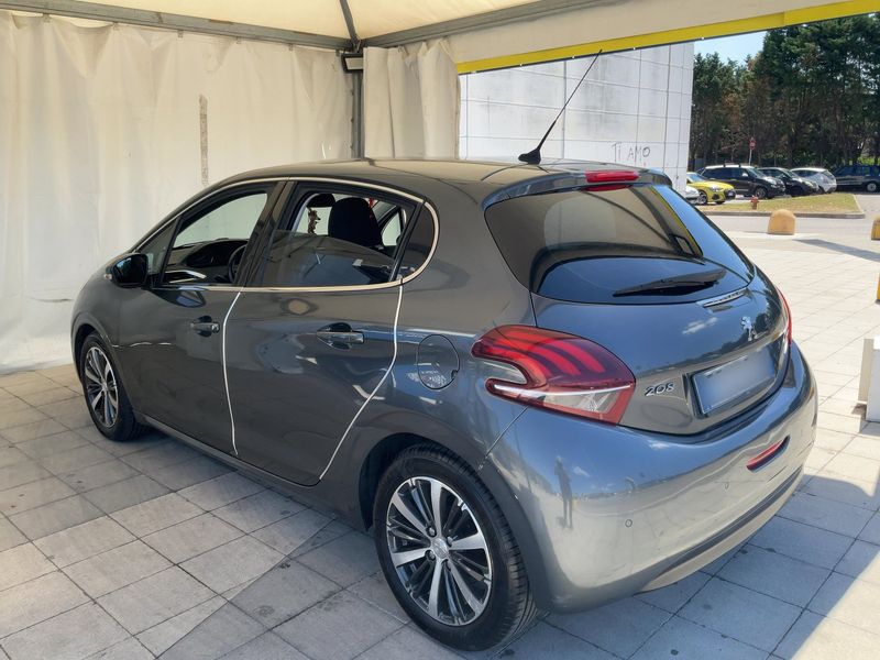 Peugeot 208 1.6 Blue-HDi Allure 2016 – снимка 6